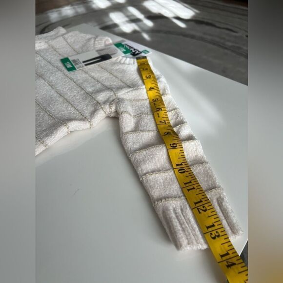 DKNY Kids' 2-piece Chenille Set - Picture 8 of 9